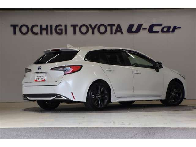 カローラツーリング1.8 ハイブリッド W×B