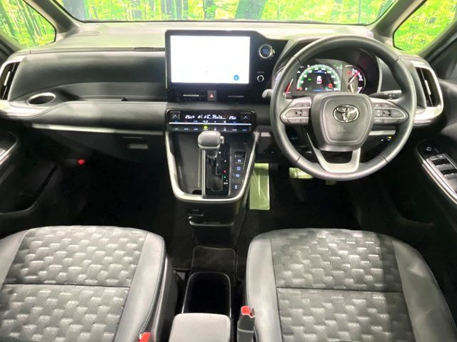 ヴォクシー2.0 S-Z