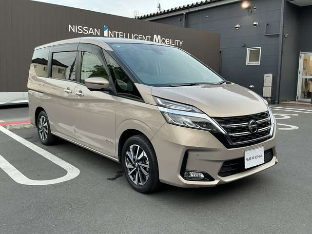 セレナ2.0 XV