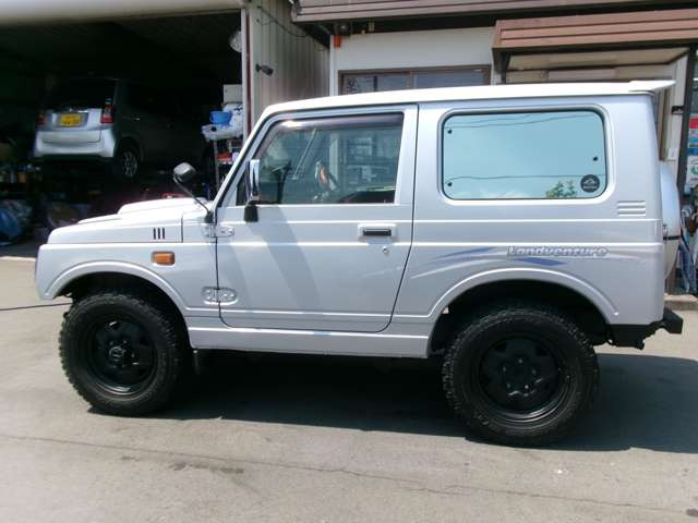 ジムニーランドベンチャー 4WD