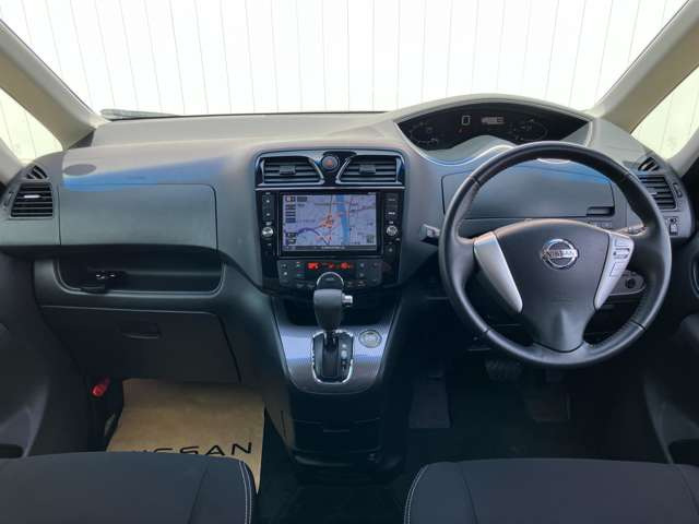 セレナ2.0 ライダー パフォーマンススペック S-HYBRID アドバンスドセーフティパッケージ