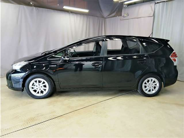 プリウスα1.8 S チューンブラックII