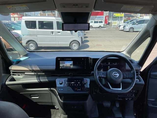 セレナ1.4 e-POWER ハイウェイスターV