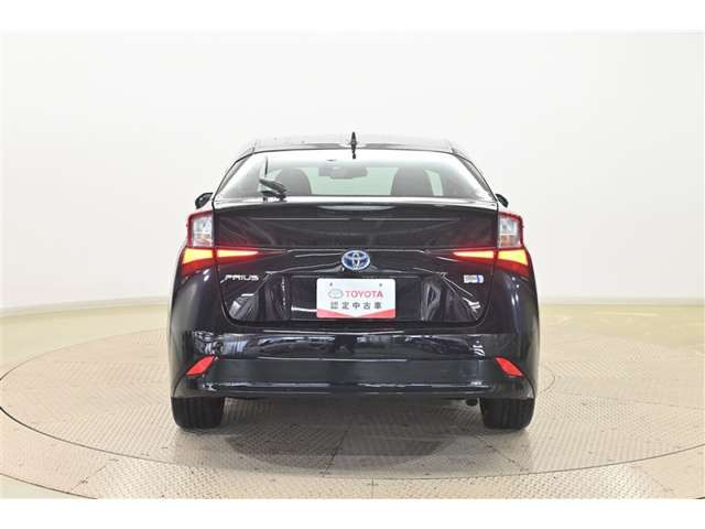 プリウス1.8 A ツーリングセレクション