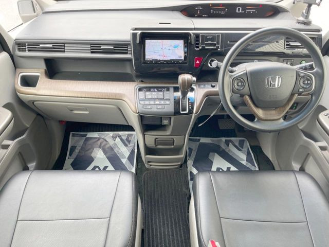 ステップワゴン1.5 G EX