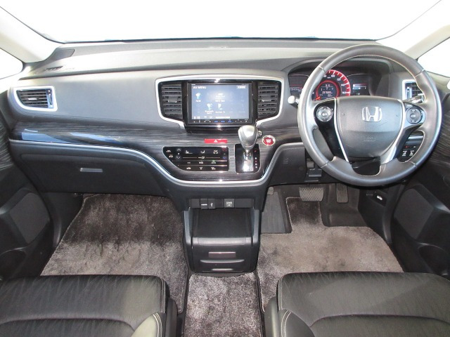 オデッセイ2.4 アブソルート