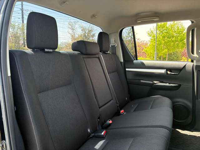 ご覧いただき誠に有難うございます。【GLOBAL CREST幸手店】 埼玉県幸手市の1000坪ほどの広大な敷地に常時150台以上展示しております。屋内でご覧いただくことも可能です。