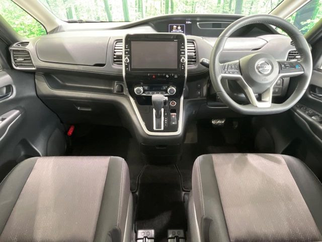 セレナ2.0 ハイウェイスター Vセレクション