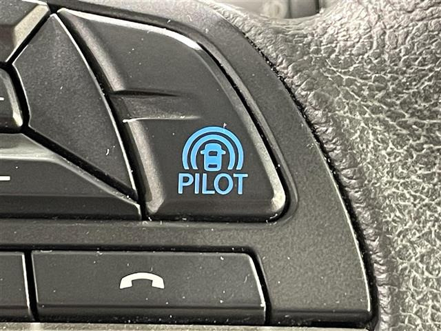 セレナ1.2 e-POWER ハイウェイスターV