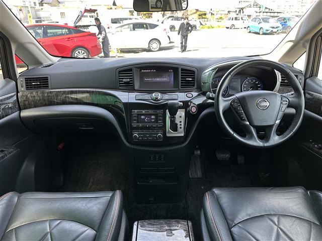 エルグランド2.5 250ハイウェイスター プレミアム 4WD