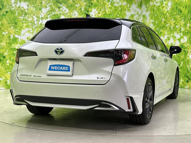 カローラツーリング1.8 ハイブリッド W×B