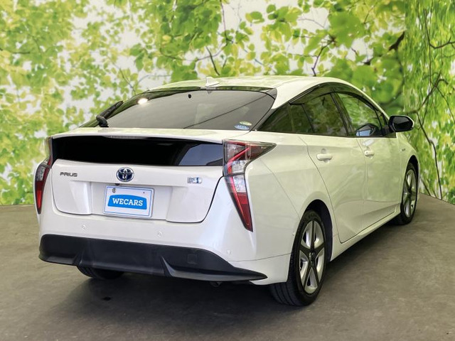 プリウス1.8 A プレミアム ツーリングセレクション