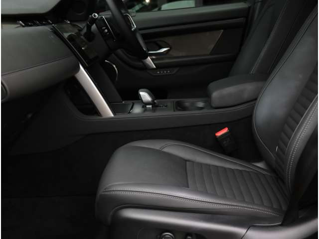 ディスカバリースポーツダイナミック HSE 1.5L P300e 4WD