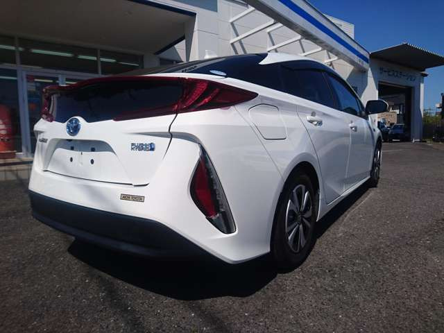 プリウスPHV1.8 S ナビパッケージ