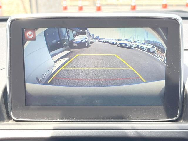 ●バックカメラ:便利な【バックカメラ】で安全確認もできます。駐車が苦手な方にもオススメな便利機能です。