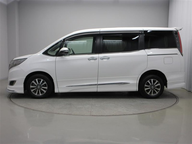 エスクァイア2.0 Gi プレミアムパッケージ ブラックテイラード 4WD