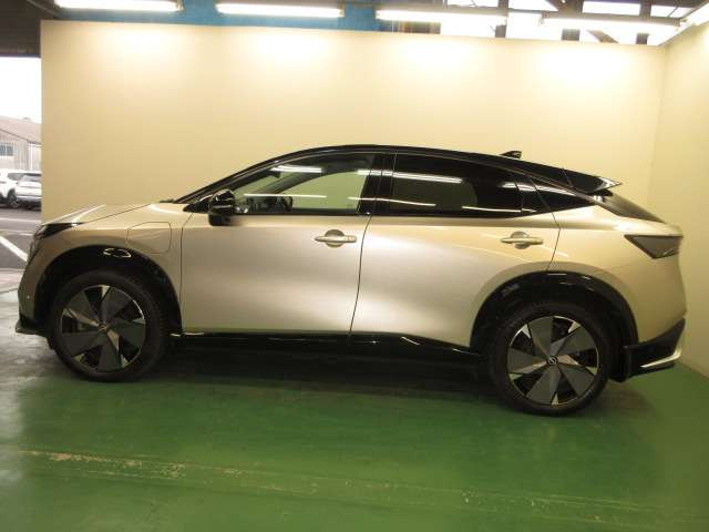 アリアB9 e-4ORCE リミテッド 4WD