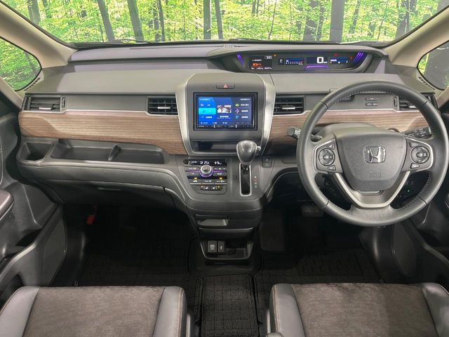 フリード1.5 クロスター ホンダセンシング