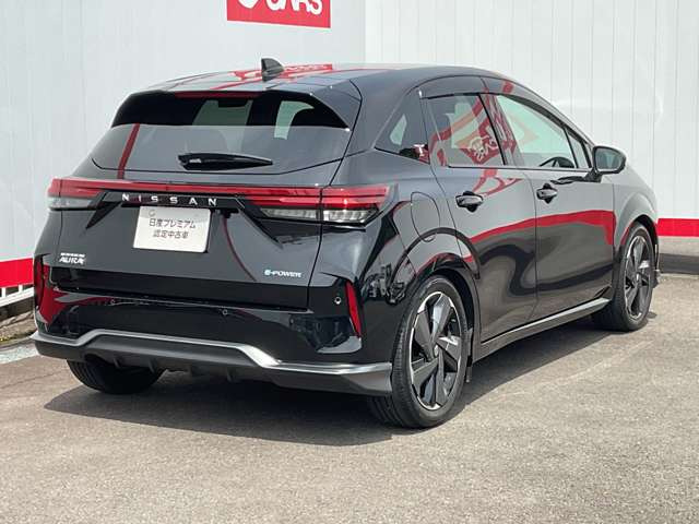 ノートオーラ1.2 G レザーエディション