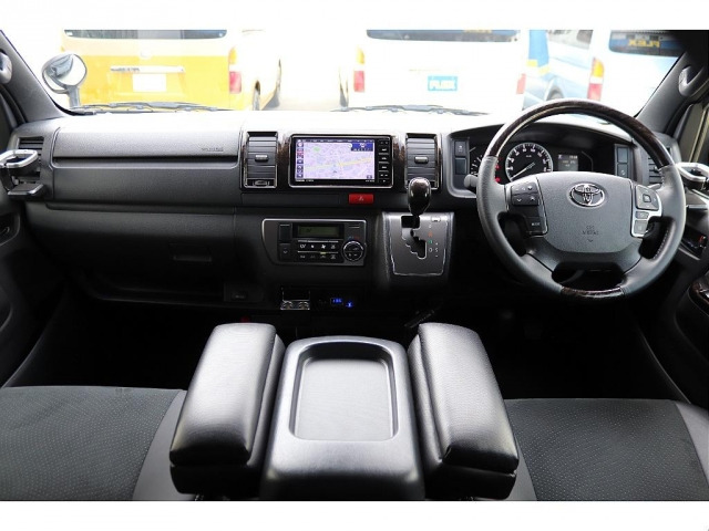 ハイエースバン2.8 スーパーGL ダークプライムII ロング ディーゼル 4WD