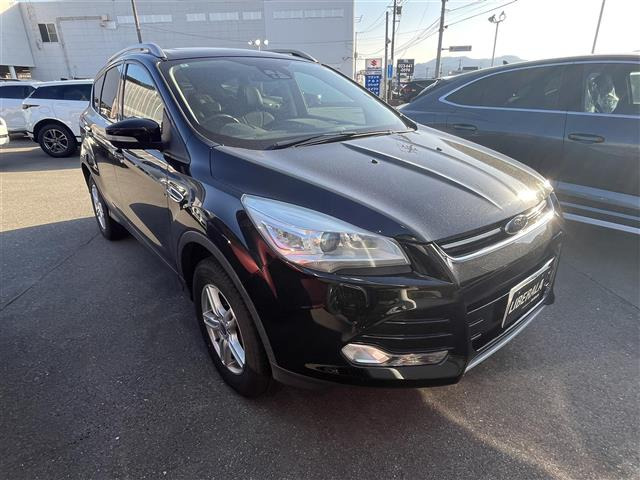 クーガタイタニアム 4WD