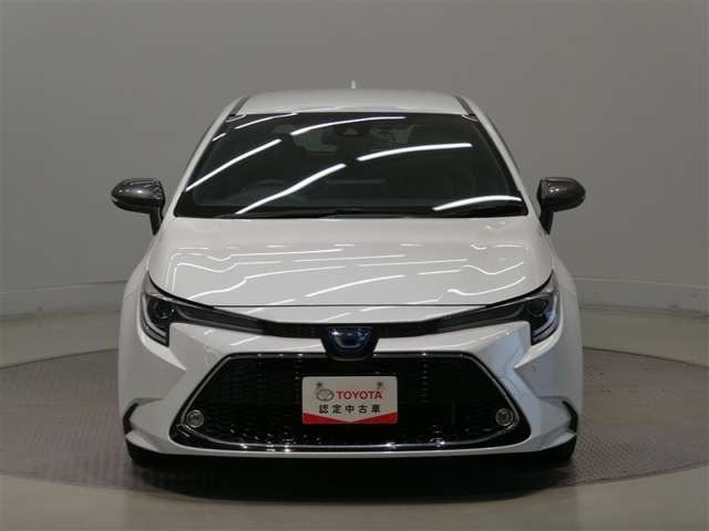 カローラツーリング1.8 ハイブリッド W×B