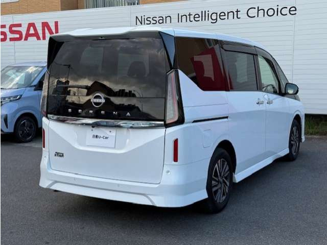 セレナ2.0 ハイウェイスターV