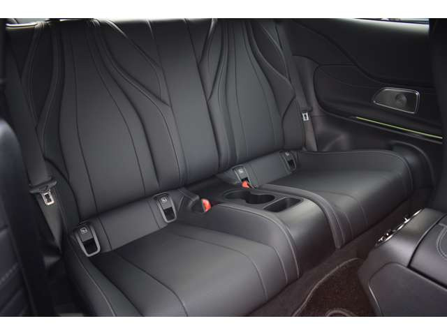 CLEクーペ200 スポーツ スタイル (ISG)