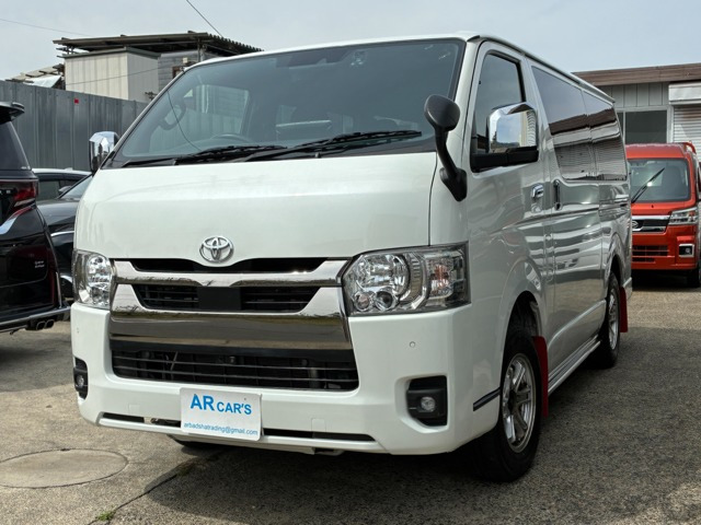 ハイエースバン