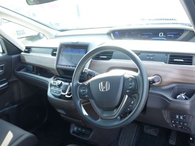 フリード1.5 ハイブリッド G ホンダセンシング 4WD