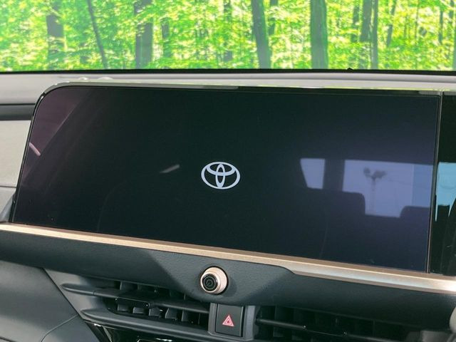 クラウンクロスオーバー2.5 G E-Four 4WD