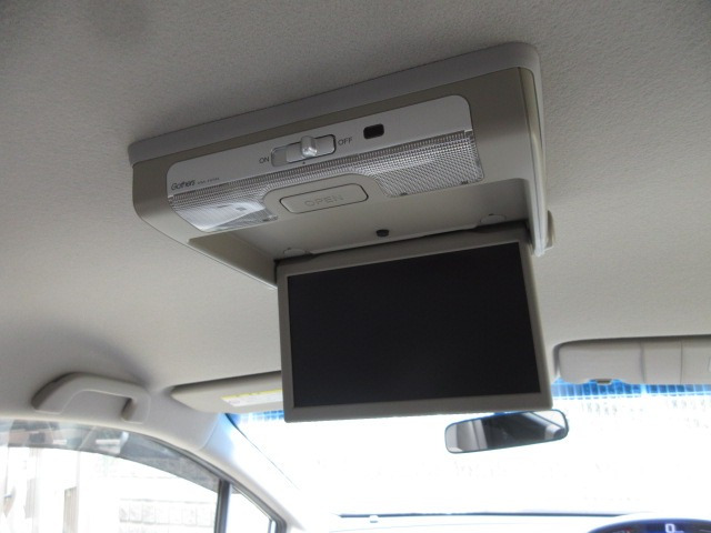 フリードハイブリッド1.5 ジャストセレクション