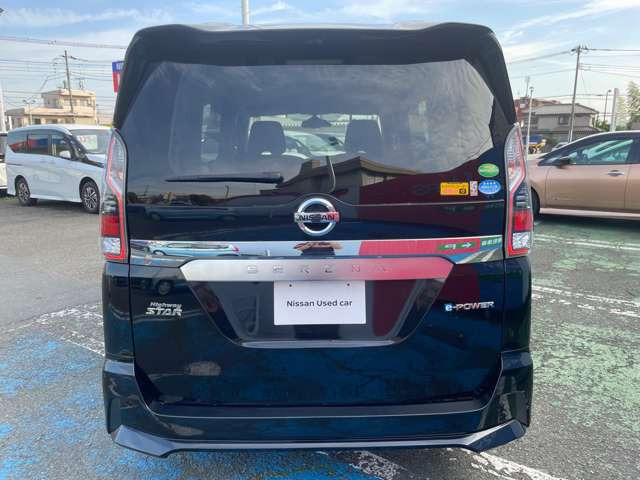 セレナ1.2 e-POWER ハイウェイスターV