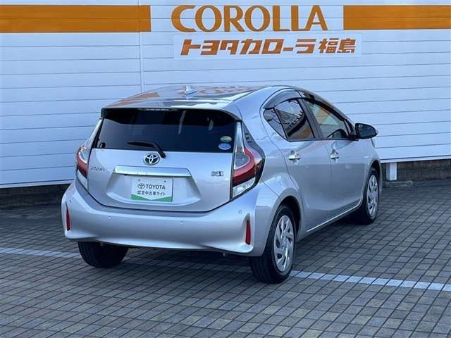 アクア1.5 S スタイルブラック