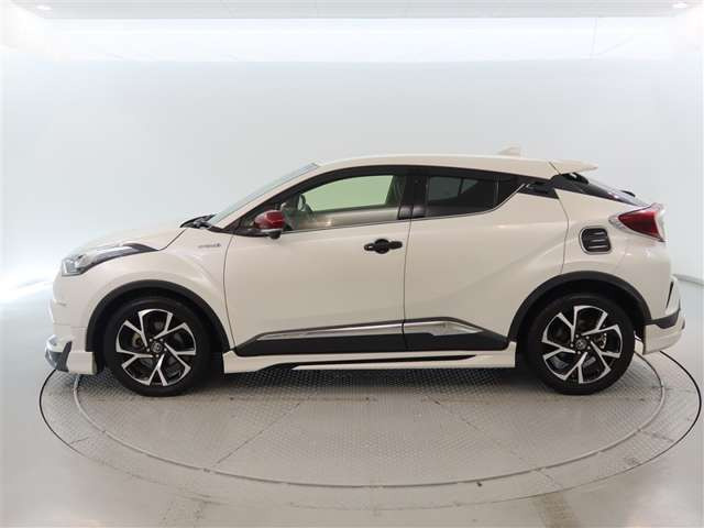 C-HRハイブリッド 1.8 G