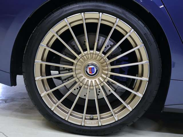 B4グランクーペアルラット 4WD