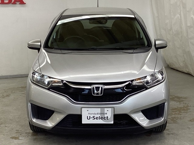 フィット1.3 13G Fパッケージ 4WD