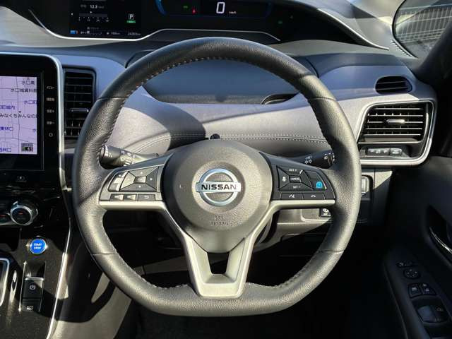 セレナ1.2 e-POWER ハイウェイスターV