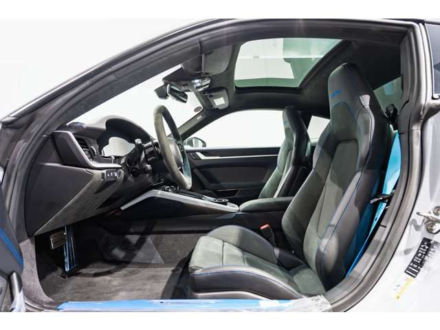 911カレラ GTS PDK