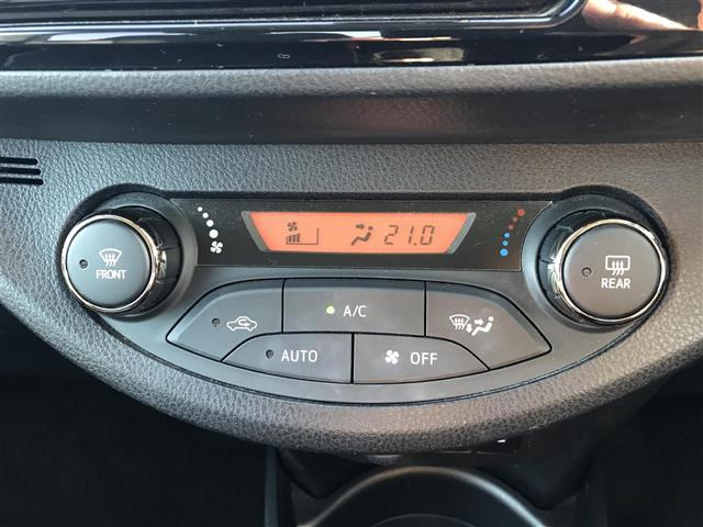 ヴィッツ1.5 ハイブリッド ジュエラ