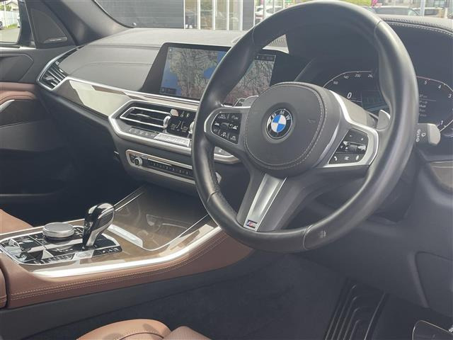 X5xドライブ 40d Mスポーツ 4WD