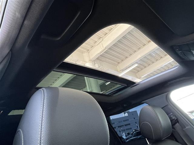 CクラスクーペAMG C43 4マチック 4WD