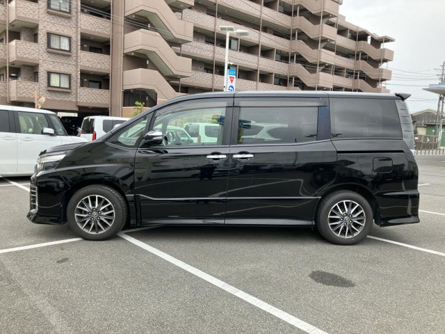 ヴォクシー2.0 ZS 煌II