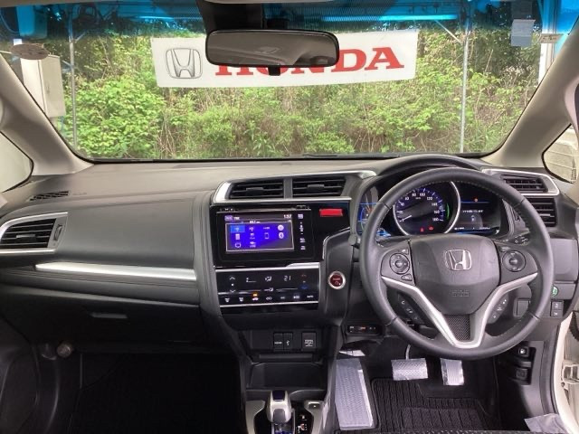 フィット1.5 ハイブリッド Lパッケージ