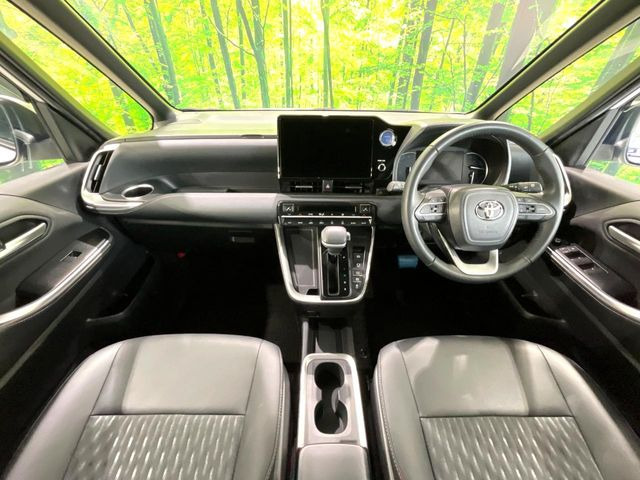 ノア1.8 ハイブリッド S-Z