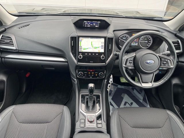 フォレスター2.0 アドバンス 4WD