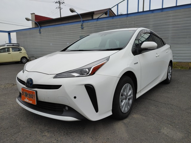 プリウス1.8 S E-Four 4WD