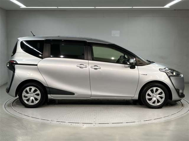 シエンタハイブリッド 1.5 G