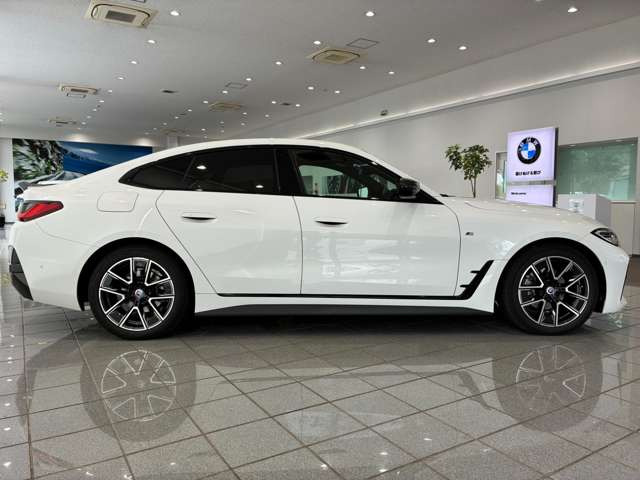 4シリーズグランクーペ420d xドライブ Mスポーツ 4WD