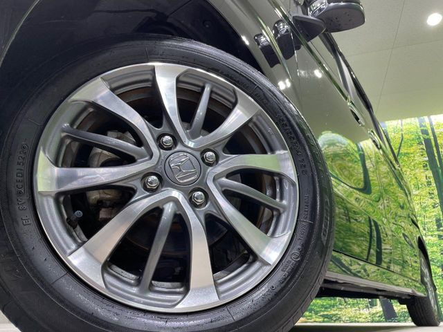 �y����14�C���`�A���~�z�C�[���z�O�ςɃ}�b�`���������A���~�z�C�[���𑕒����Ă���܂��B�e��ЊO�A���~�z�C�[����A�X�^�b�h���X�^�C�����戵�����Ă���܂��B���񂲑��k����������